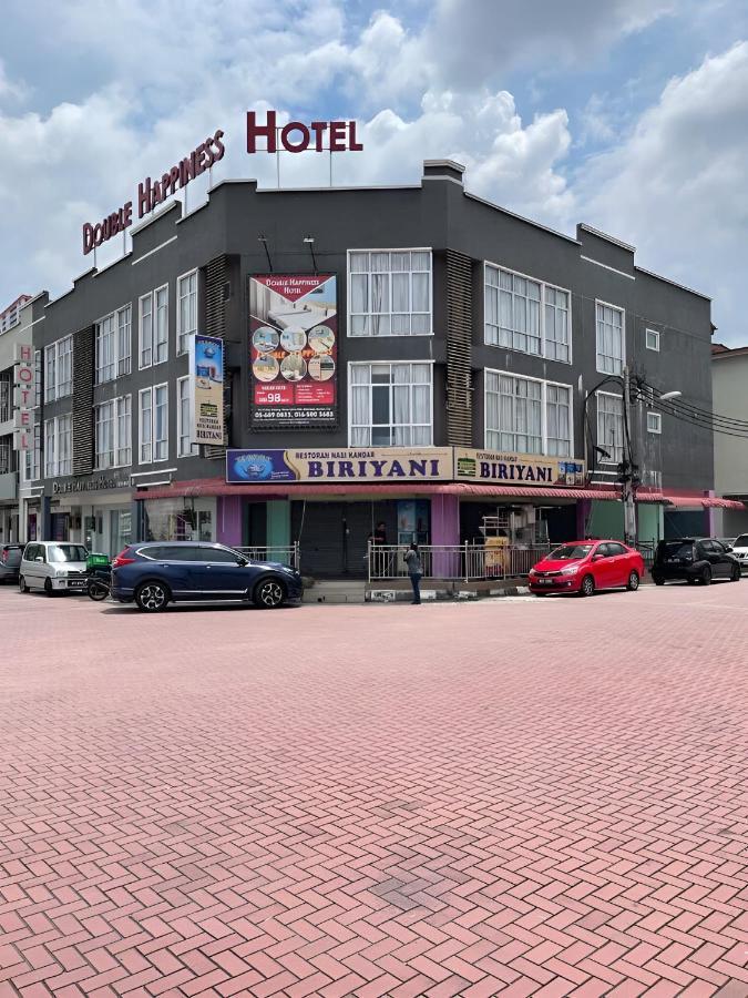 Double Happiness Hotel Sitiawan Bagian luar foto