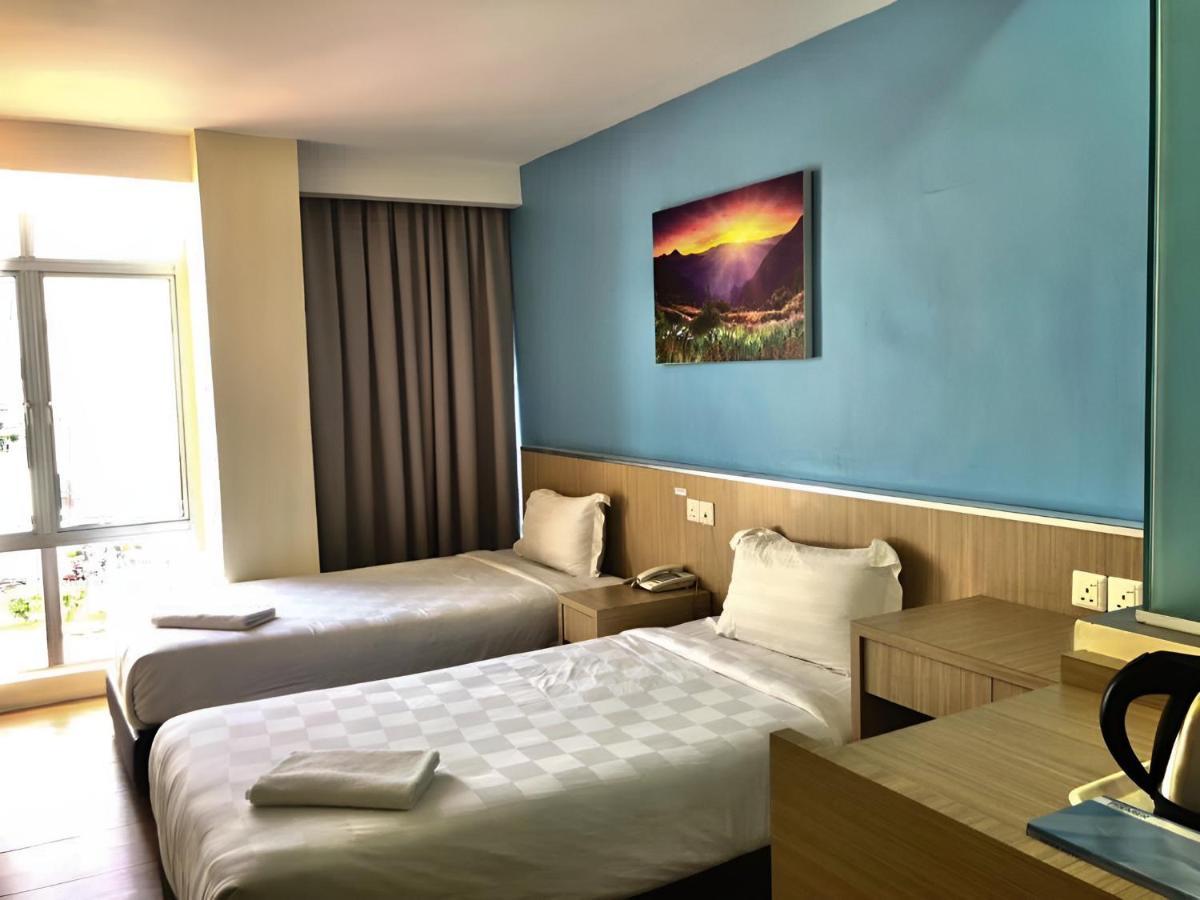 Double Happiness Hotel Sitiawan Bagian luar foto