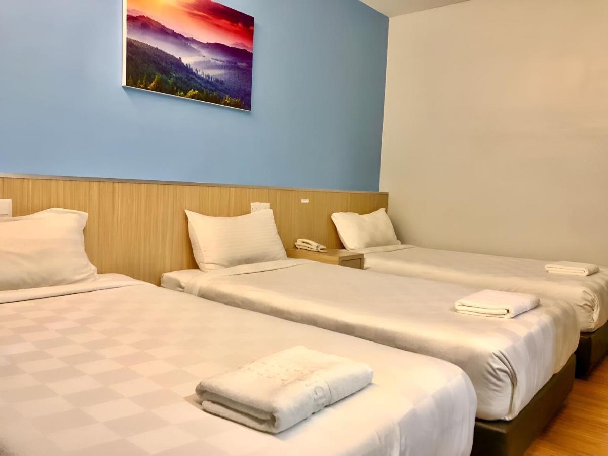 Double Happiness Hotel Sitiawan Bagian luar foto