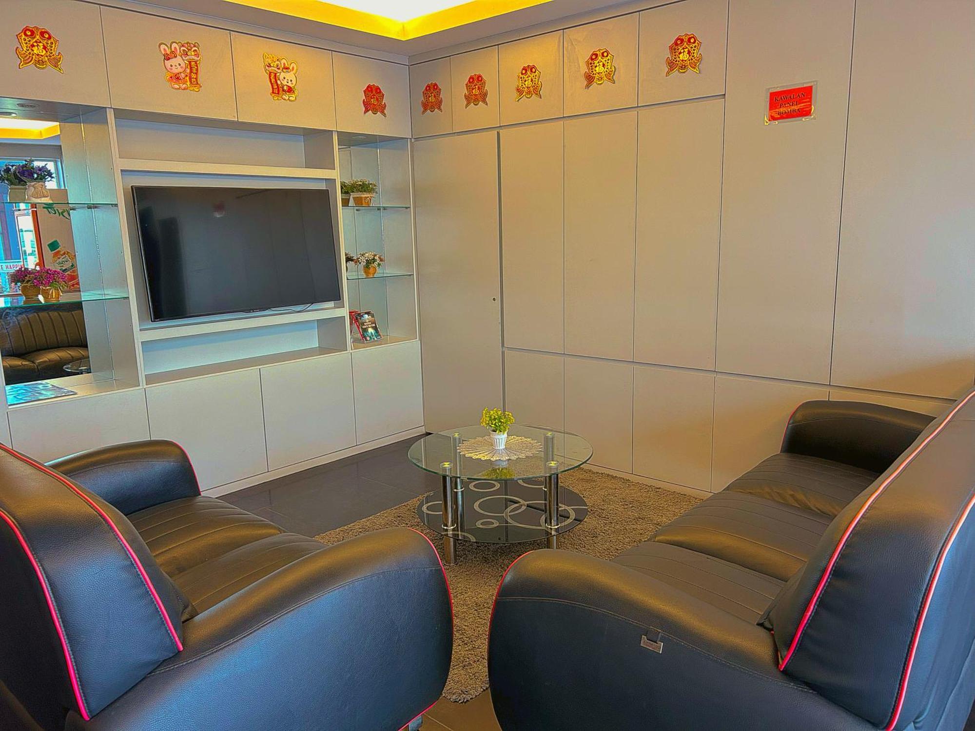 Double Happiness Hotel Sitiawan Bagian luar foto