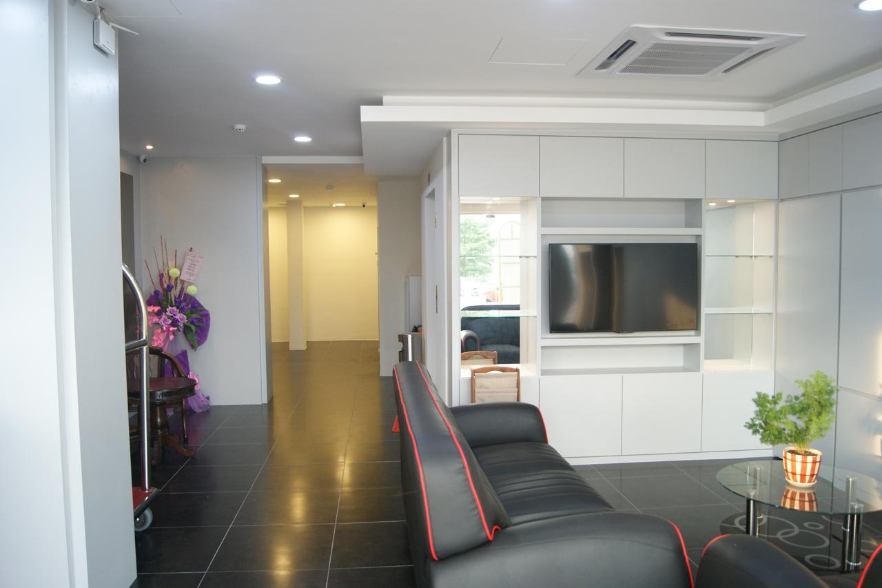 Double Happiness Hotel Sitiawan Bagian luar foto