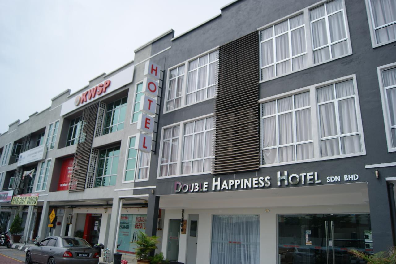 Double Happiness Hotel Sitiawan Bagian luar foto